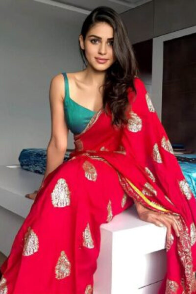 Escort Services Bombay Hospital